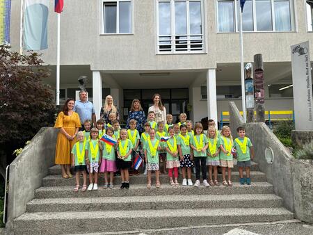 OŠ Most na Soči_sprejem prvošolcev 25-26 (arhiv občine)